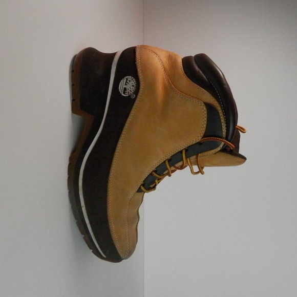 Timberland Leather Two Tone Booties - Picture 9 of 12
